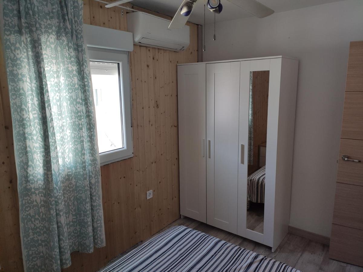 Luminoso Y Acogedor Apartamento Junto A La Macarena De Sevilla Luaran gambar