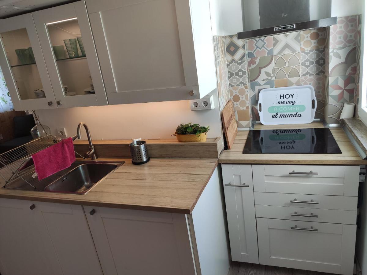 Luminoso Y Acogedor Apartamento Junto A La Macarena De Sevilla Luaran gambar